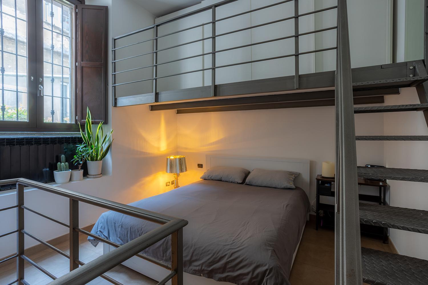 Life Is Beautiful Design Loft Navigli Romolo, Smarttv, Wifi, Ac And Street Parking Apartment - Milan — Photos 1